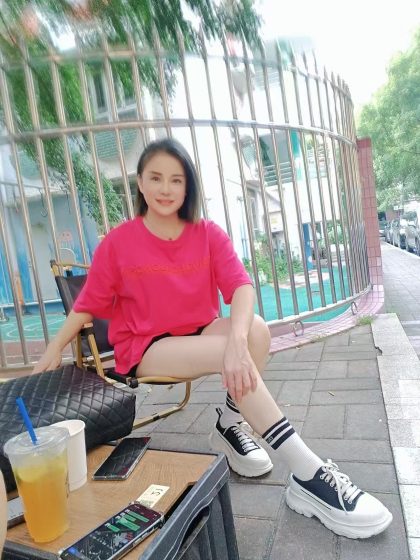 Massage and manipulation service by Guangzhou Qianyun