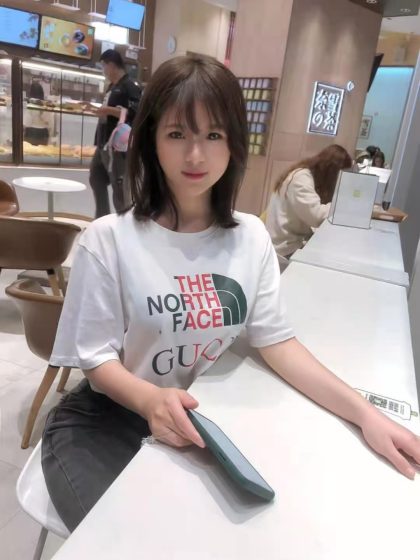 youyouFemale massage therapist home service Shenzhen Youyou