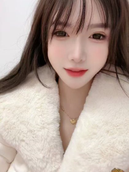 What massage services are available in Wuhan Little luck