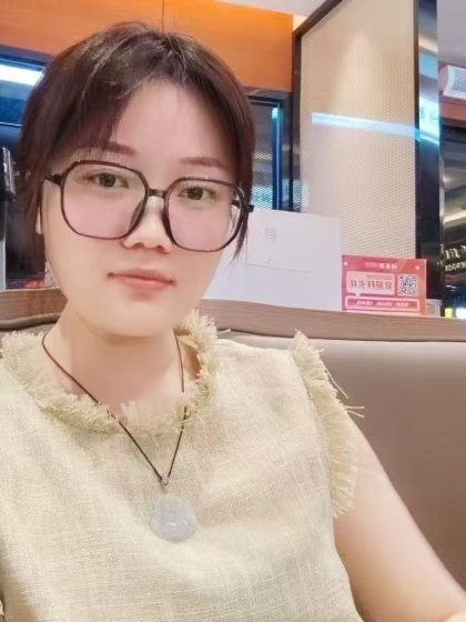 Massage therapist Huo Hai Shuyu