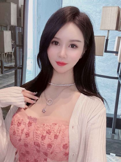 Have a massage and relaxation at home Jingzhou Lin Xia